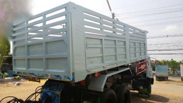 รถอีซูซุ 10 ล้อดั้ม 240 แรงม้า. ปี 38 ( ขายแม่ , ลูก ) สนใจติดต่อ 081 - 6079515 รถอีซูซุ 10 ล้อดั้ม 240 แรงม้า. ปี 38 ( ขายแม่ , ลูก ) สนใจติดต่อ 081 - 6079515