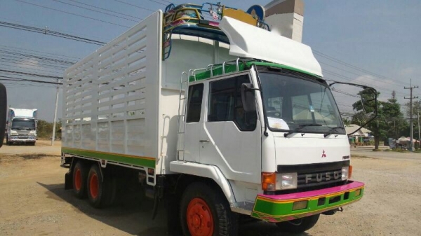 รถอีซูซุ 10 ล้อดั้ม FN527M - TB. 190 แรงม้า. ปี 38 สนใจติดต่อ 081 - 6079515 รถอีซูซุ 10 ล้อดั้ม FN527M - TB. 190 แรงม้า. ปี 38 สนใจติดต่อ 081 - 6079515