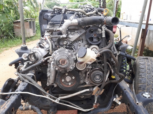 ขายเครื่องรีโว่ 2.4 พร้อมใบคุมเพื่อแจ้งลงเล่ม มีเครื่อง สายไฟ กล่องให้ครบ รับแปลงหน้าวีโก้เป็นรีโว่