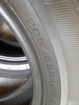 205/55R16  GOODYEAR EAGLE NCT5   มีชุด 4 เส้น  โทร.081-427-3941