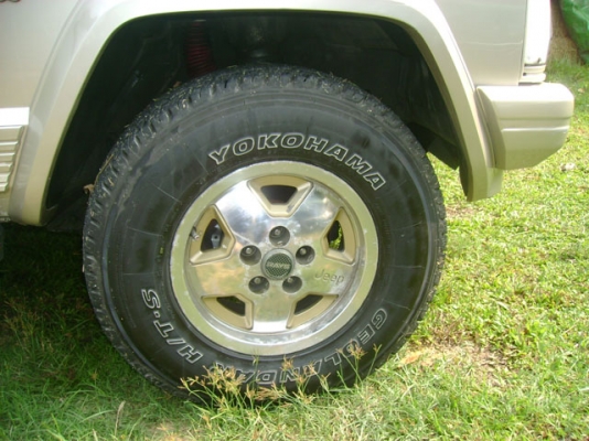 JEEP GHEROKEE 4.0 LIMITED AUTO LPG สภาพสวย