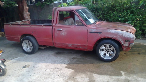 ขายช้างเหยียบ Datsun 1500