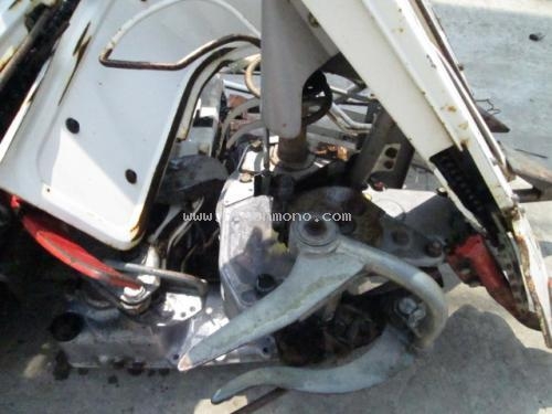 รถเกี่ยวข้าวเดินตาม รหัสสินค้า : 14001678  ยี่ห้อ : MITSUBISHI รุ่น : KB510