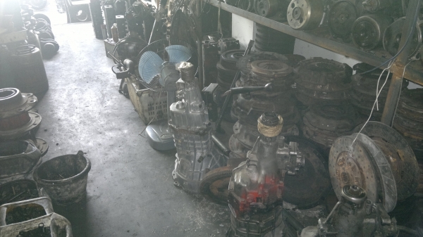 ขายอะไหล่เครื่องยนต์ ดีเซล หลายรุ่น TOYOTA ISUSU NISSAN HINO FUSO