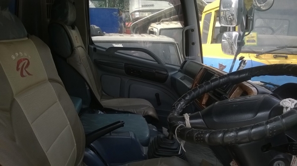 ขาย Mega FC4J 150 Hp.ตู้บรรทุก 5.50 เมตร ปี48 ขาย Mega FC4J 150 Hp.ตู้บรรทุก 5.50 เมตร ปี48