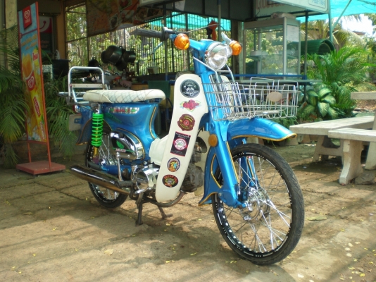 ขาย C70 เครื่องดรีม สภาพดีขี่ได้ ไม่มีเล่มทะเบียน ค่าตัว 13,500 บาทสนใจโทรสอบถามได้ครับ 086-8063966 โอ๋ ลพบุรี