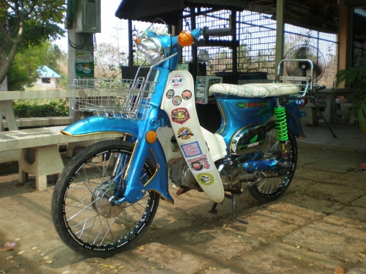 ขาย C70 เครื่องดรีม สภาพดีขี่ได้ ไม่มีเล่มทะเบียน ค่าตัว 13,500 บาทสนใจโทรสอบถามได้ครับ 086-8063966 โอ๋ ลพบุรี