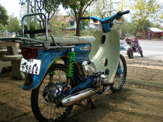 ขาย C70 เครื่องดรีม สภาพดีขี่ได้ ไม่มีเล่มทะเบียน ค่าตัว 13,500 บาทสนใจโทรสอบถามได้ครับ 086-8063966 โอ๋ ลพบุรี