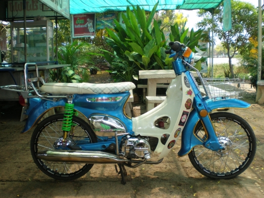 ขาย C70 เครื่องดรีม สภาพดีขี่ได้ ไม่มีเล่มทะเบียน ค่าตัว 13,500 บาทสนใจโทรสอบถามได้ครับ 086-8063966 โอ๋ ลพบุรี