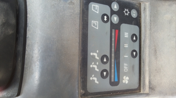 ขายเเล้วเงินสด780000KOBELCO SK100-5มาร์คไฟร์รถนำเข้าเก่าญี่ปุ่นแท้ไม่เคยใช้งานเมืองไทยเลยมีแอร์