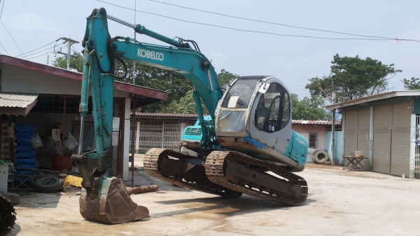 ขายเเล้วเงินสด780000KOBELCO SK100-5มาร์คไฟร์รถนำเข้าเก่าญี่ปุ่นแท้ไม่เคยใช้งานเมืองไทยเลยมีแอร์