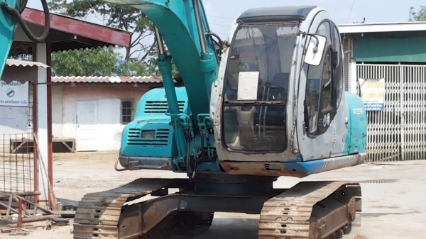 ขายเเล้วเงินสด780000KOBELCO SK100-5มาร์คไฟร์รถนำเข้าเก่าญี่ปุ่นแท้ไม่เคยใช้งานเมืองไทยเลยมีแอร์