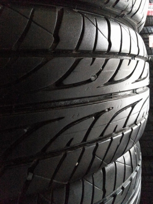 ดันลอป Lm703 195 60 15 ปี2012 ดันลอป Lm703 195 60 15 ปี2012