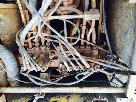 ขายด่วนอะไหล่ 320V1 ทั้งคัน