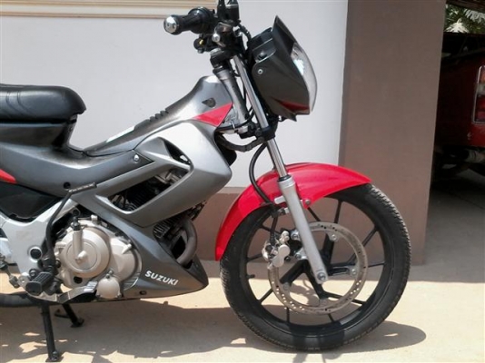 ขาย Raider150 ทะเบียนเต็มพร้อมโอนเจ้าของมือเดียวออกร้านรถปี 49 ขาย 23500 บาท