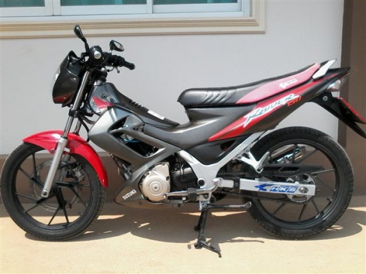 ขาย Raider150 ทะเบียนเต็มพร้อมโอนเจ้าของมือเดียวออกร้านรถปี 49 ขาย 23500 บาท