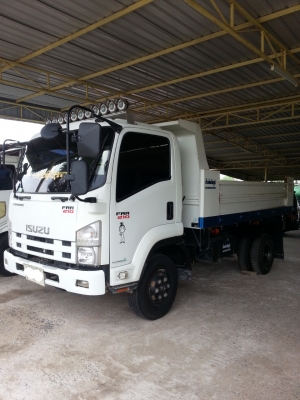 FRR210 ปี54 ดั๊มสามมิตร รถมือเดียว เอกสารพร้อมโอน FRR210 ปี54 ดั๊มสามมิตร รถมือเดียว เอกสารพร้อมโอน