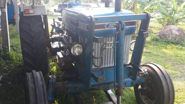 ขายรถไถ ford 6610