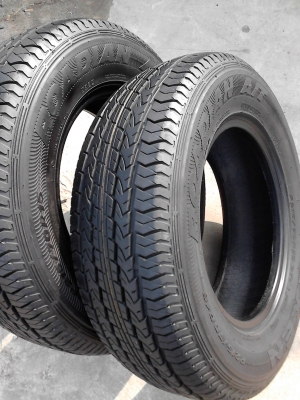 215/70R15 NEZEN ROADIAN A/T  มี 2 เส้น สวยหนา   TEL.081-427-3941