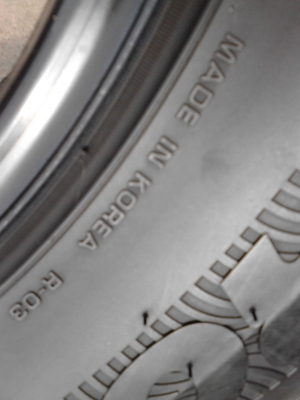 215/70R15 NEZEN ROADIAN A/T  มี 2 เส้น สวยหนา   TEL.081-427-3941