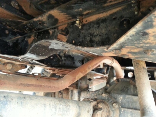 รถอีซูซุ  6 ล้อดั้ม 130 แรงม้า. ปี 51  สนใจติดต่อ 081 - 6079515