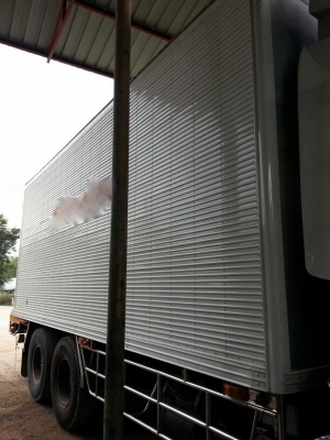 ขาย ตู้เย็น.  ( ขายเฉพาะตู้ )  สนใจติดต่อ 081 - 6079515