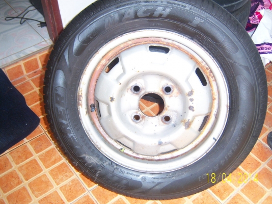 ้ล้ออะไหล่ 185 65 14 ปี12