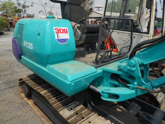 ขายรถแบคโฮ KOMATSU PC25-1E (เก่านอก)
