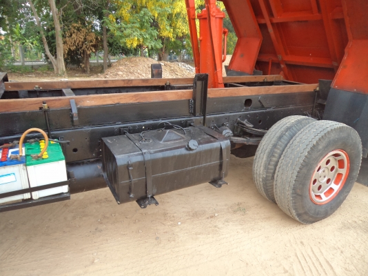 ขายด่วนๆคับรถดั้มอีซูซุร็อก185แรงแต่งสวยๆทั้งคัน