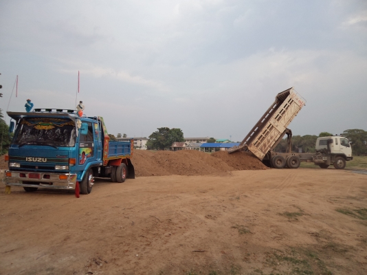 ขายด่วนๆคับรถดั้มอีซูซุร็อก185แรงแต่งสวยๆทั้งคัน