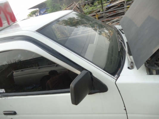 นิสัน Nissan นิสัน Nissan