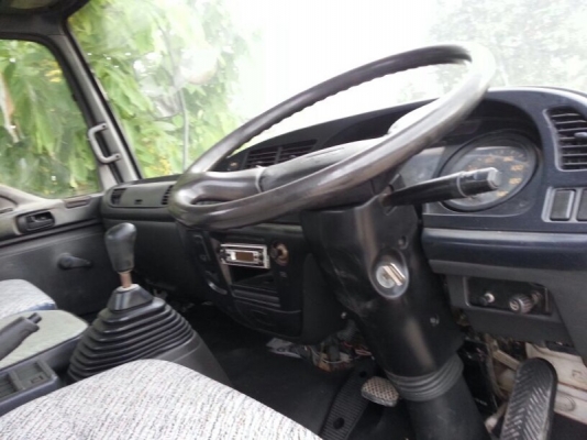 รถอีซูซุ 6 ล้อ ติดเครน 4.5 ตัน. / 195 แรงม้า. ปี 40 ( รถวิ่ง 9x,xxx กม. ) สนใจติดต่อ 081 - 6079515 รถอีซูซุ 6 ล้อ ติดเครน 4.5 ตัน. / 195 แรงม้า. ปี 40 ( รถวิ่ง 9x,xxx กม. ) สนใจติดต่อ 081 - 6079515