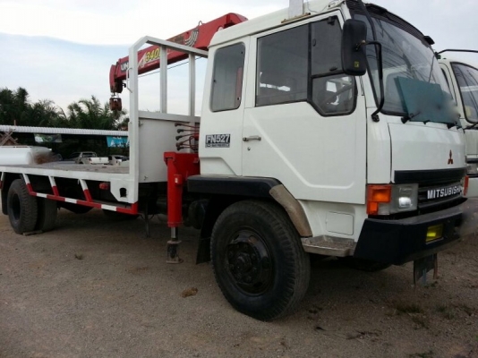 รถมิตซู  6 ล้อ ติดเครน 3.5 ตัน. / 165 แรงม้า. ปี 37.  สนใจติดต่อ 081 - 6079515