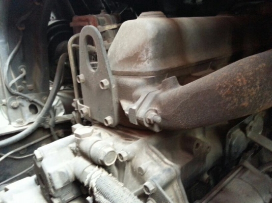 รถมิตซู  6 ล้อ ติดเครน 3.5 ตัน. / 165 แรงม้า. ปี 37.  สนใจติดต่อ 081 - 6079515