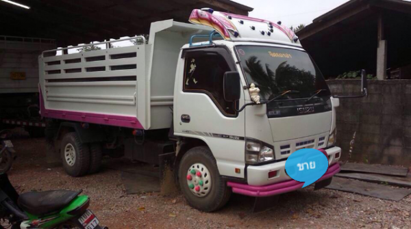 ขายรถบรรทุกหกล้อ
