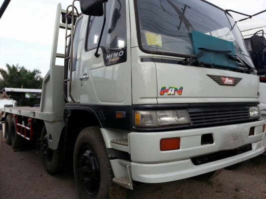 รถฮีโน่ 12 ล้อ ท้ายลาด FM3M  240 แรงม้า. ปี 39  สนใจติดต่อ 081 - 6079515