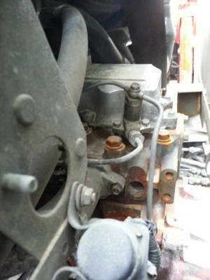 รถฮีโน่ 12 ล้อ ท้ายลาด FM3M  240 แรงม้า. ปี 39  สนใจติดต่อ 081 - 6079515