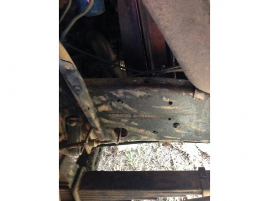 ขายรถน้ำมัน ISUZU NPR 115แรง ปี37 เครื่องดี แคชซีสวย เอกสารพร้อมโอน