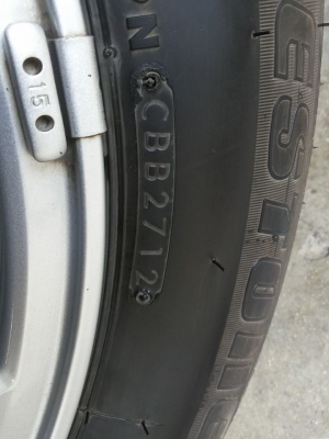 ยางซีวิค FB 195 65 15 ดอกหนาๆ ปี2012 ทั้ง 4 เส้น ยางซีวิค FB 195 65 15 ดอกหนาๆ ปี2012 ทั้ง 4 เส้น