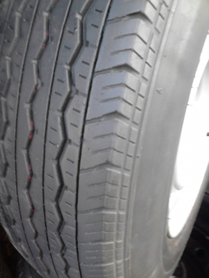 15 แบบ 6 รู  ขายกะทะล้อพร้อมยาง ขอบ 15  ขนาด 6 รู มี 1 ล้อ TEL.081-427-3941