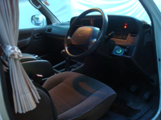 ขายรถตู้พร้อมใช้