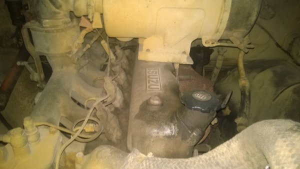 รถหกล้อหัวยาวดั๊ม