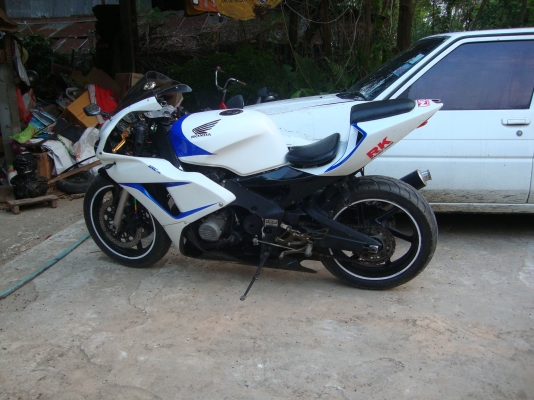 ขออนุญาตขายCBR400 ปี92 แต่งพอประมาณ สรรพสามิตร พร้อมขับ