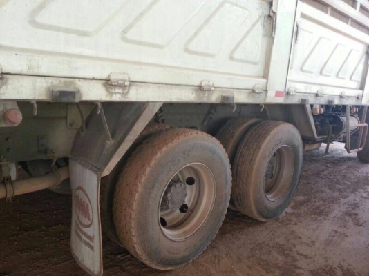 รถฮีโน่ 10 ล้อ ( ไม่ดั้ม ) 251 แรงม้า. ปี 54. ( ขายแม่ , ลูก ) , ( มีขาย 2 คัน ) ( ติดแก๊ส ) สนใจติดต่อ 081 - 6079515 รถฮีโน่ 10 ล้อ ( ไม่ดั้ม ) 251 แรงม้า. ปี 54. ( ขายแม่ , ลูก ) , ( มีขาย 2 คัน ) ( ติดแก๊ส ) สนใจติดต่อ 081 - 6079515