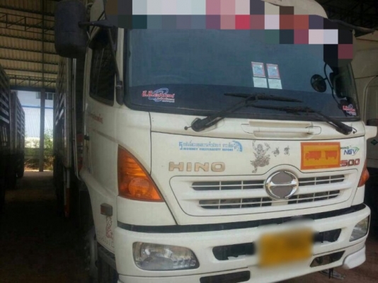 รถฮีโน่ 10 ล้อ ( ไม่ดั้ม )  251 แรงม้า. ปี 54.  ( ขายแม่ , ลูก ) , ( มีขาย 2 คัน ) ( ติดแก๊ส )  สนใจติดต่อ  081 - 6079515