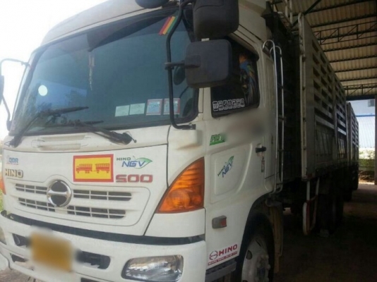 รถฮีโน่ 10 ล้อ ( ไม่ดั้ม )  251 แรงม้า. ปี 54.  ( ขายแม่ , ลูก ) , ( มีขาย 2 คัน )  ( ติดแก๊ส . )  สนใจติดต่อ  081 - 6079515