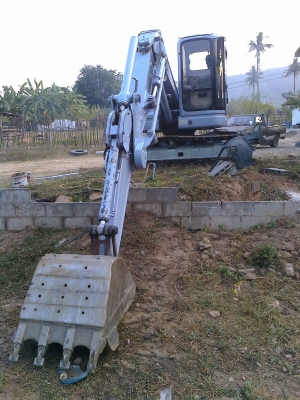 รถแบคโฮ ราคาถูก มีเล่มทะเบียน ไฟแนนซ์ ให้200,000 รถแบคโฮ ราคาถูก มีเล่มทะเบียน ไฟแนนซ์ ให้200,000