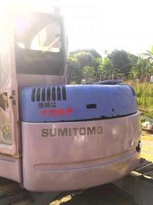 รถแบคโฮ ราคาถูก มีเล่มทะเบียน ไฟแนนซ์ ให้200,000