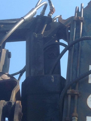 เฮี๊ยบ7ตันของญี่ปุ่นพร้อมปากคีบ