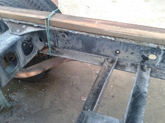 **380,000 บ.ต่อรอง**ขายหัวคัสซี 6ล้อช่วงยาว HINO FC120 FC2WHLA ห้างแท้ปี39 เครื่องเดิมเกียร์เดิมWO4D 120HPเครื่องดีแรง นิ่มไม่เยิ้ม มีวาล์วมีเสียงนิดๆ ช่วงล่างเดิมๆคัสซีใหญ่ สวยเดิมไม่มีบวม ไม่มีปะไม่มีดาม คานหน้าเฟืองท้ายใหญ่เดิม ยาว5.50ม. หัวเก๋งไม่เดิม **380,000 บ.ต่อรอง**ขายหัวคัสซี 6ล้อช่วงยาว HINO FC120 FC2WHLA ห้างแท้ปี39 เครื่องเดิมเกียร์เดิมWO4D 120HPเครื่องดีแรง นิ่มไม่เยิ้ม มีวาล์วมีเสียงนิดๆ ช่วงล่างเดิมๆคัสซีใหญ่ สวยเดิมไม่มีบวม ไม่มีปะไม่มีดาม คานหน้าเฟืองท้ายใหญ่เดิม ยาว5.50ม. หัวเก๋งไม่เดิม